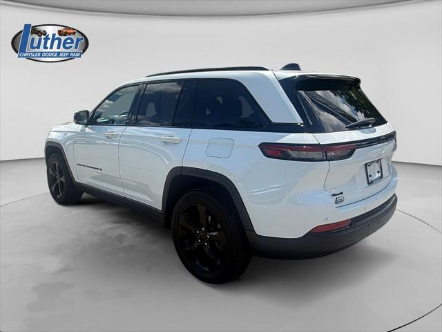 2023 Jeep Grand Cherokee Altitude 4x4
