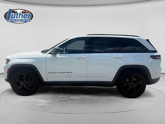 2023 Jeep Grand Cherokee Altitude 4x4