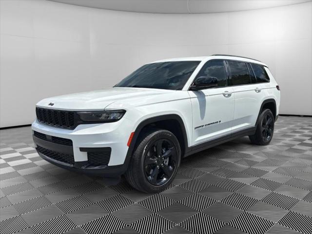 2023 Jeep Grand Cherokee L Altitude 4x4 2023 Jeep Grand Cherokee L Altitude 4x4