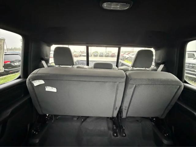 2026 Ram 1500 Express Crew Cab 4x4 57 Box