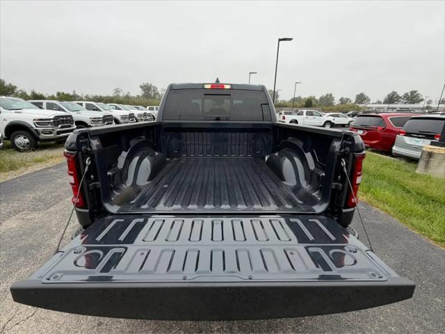 2026 Ram 1500 Express Crew Cab 4x4 57 Box
