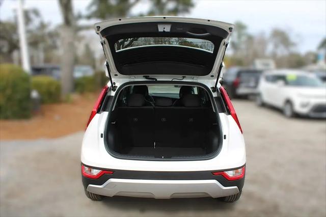 2026 Kia Niro LX