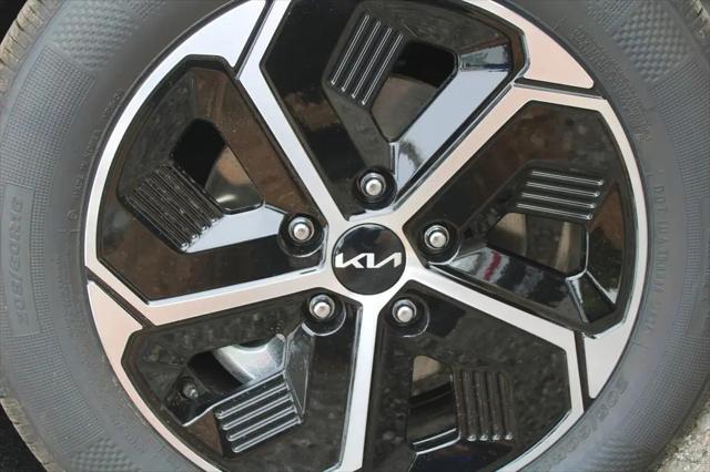 2026 Kia Niro LX