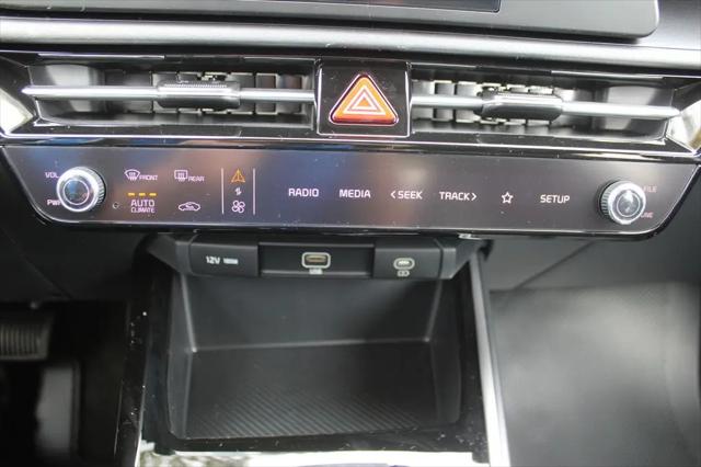 2026 Kia Niro LX