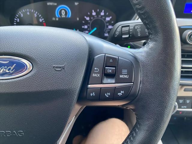 2020 Ford Escape SEL