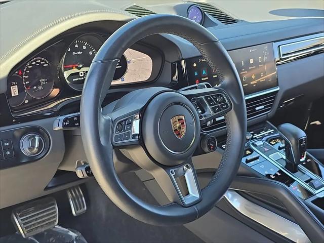 2023 Porsche Cayenne Turbo