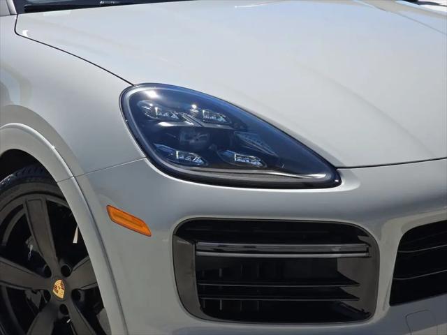2023 Porsche Cayenne Turbo