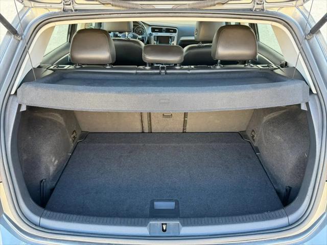 2015 Volkswagen Golf TDI SE 4-Door