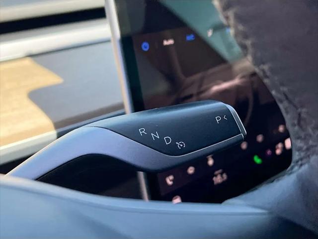 2022 Tesla Model 3 Rear-Wheel Drive