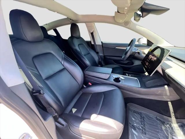 2022 Tesla Model 3 Rear-Wheel Drive