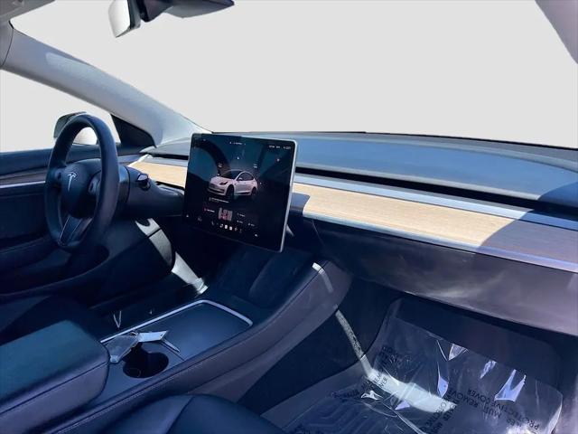 2022 Tesla Model 3 Rear-Wheel Drive