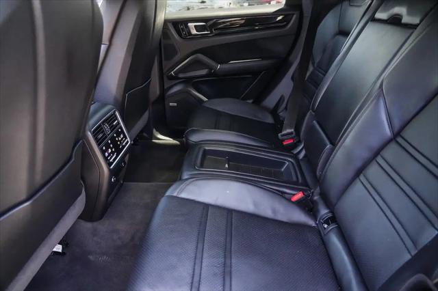 2021 Porsche Cayenne Cayenne