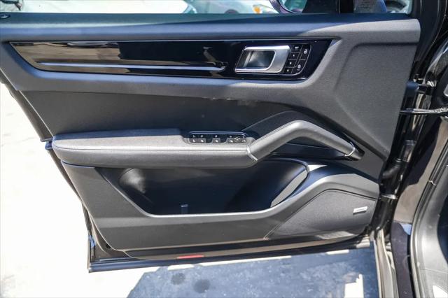 2021 Porsche Cayenne Cayenne