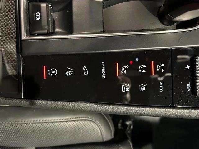 2023 Porsche Macan S