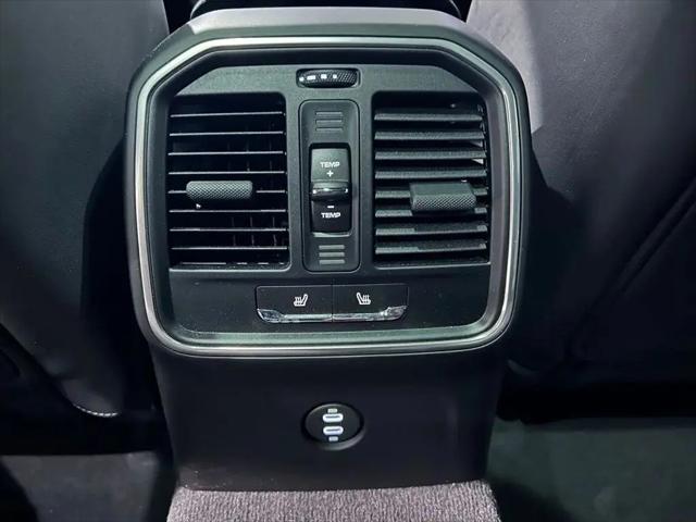 2023 Porsche Macan S