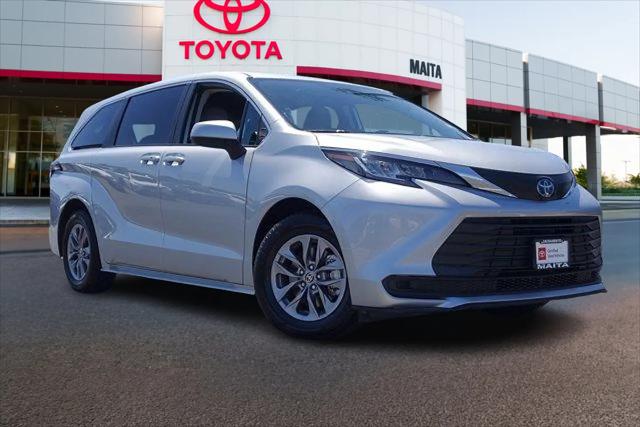 2023 Toyota Sienna LE for sale in Sacramento, CA