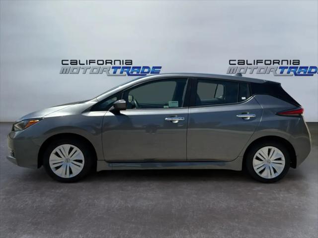 2025 Nissan LEAF S