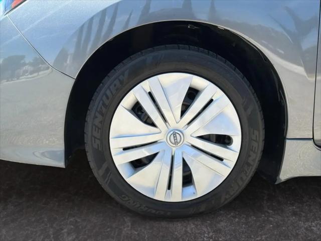 2025 Nissan LEAF S