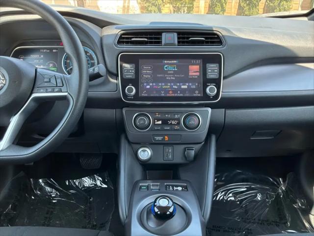 2025 Nissan LEAF S
