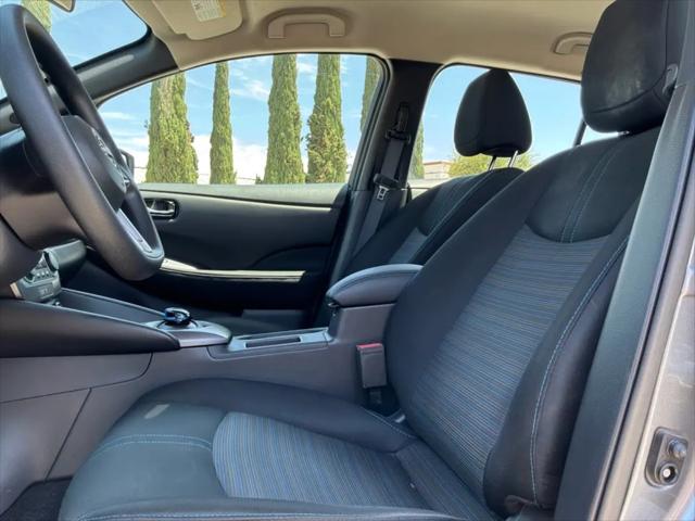 2025 Nissan LEAF S