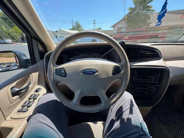 2003 Ford Windstar SE