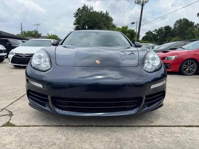 2016 Porsche Panamera Base