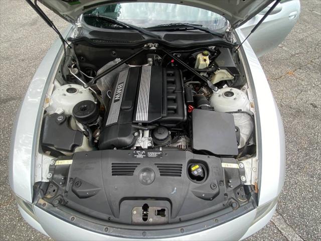2005 BMW Z4 2.5i