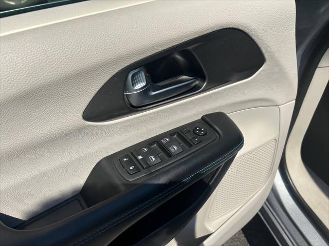 2021 Chrysler Pacifica Touring AWD