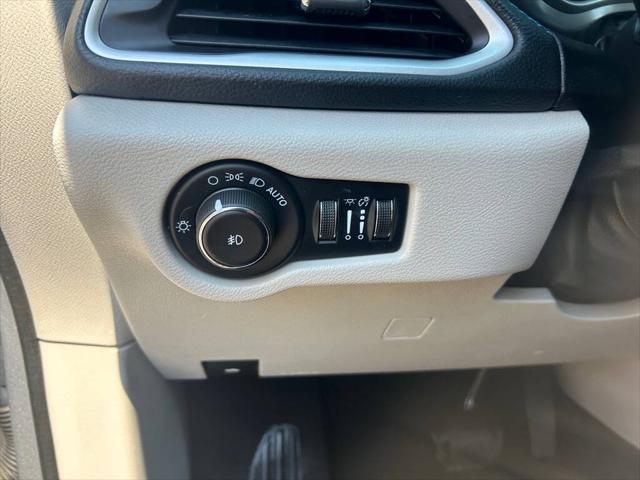2021 Chrysler Pacifica Touring AWD