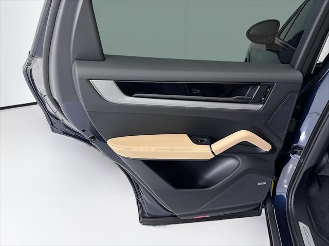 2026 Porsche Cayenne Unknown