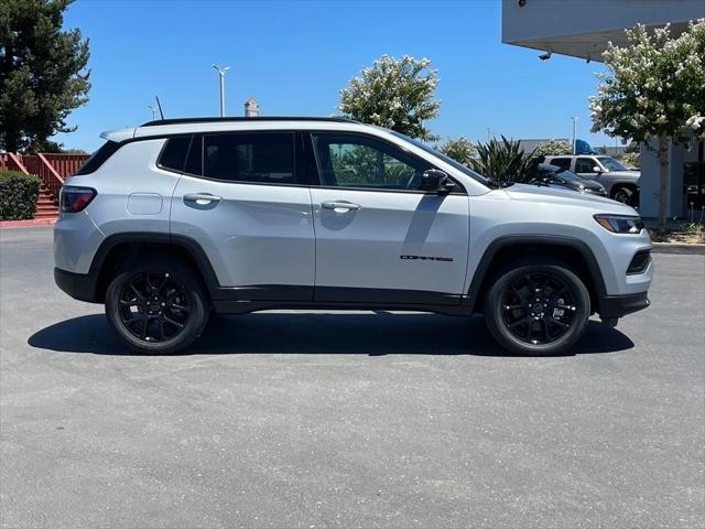 2026 Jeep Compass Latitude Altitude