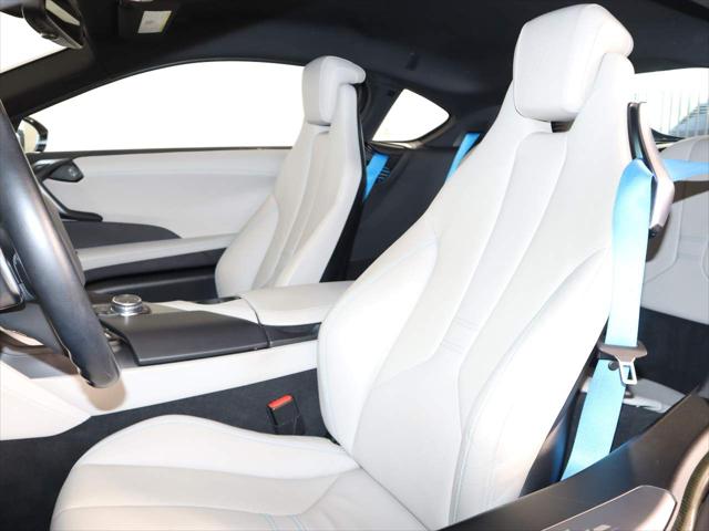 2015 BMW i8 Unknown