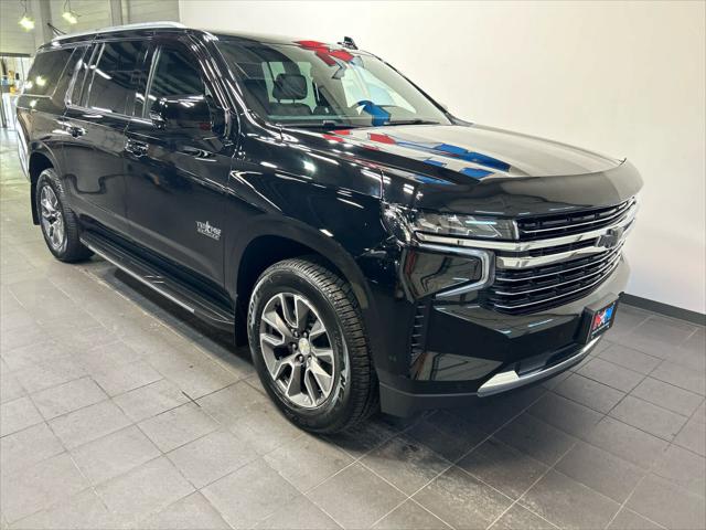 2022 Chevrolet Suburban 4WD LT