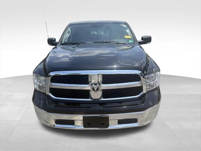 2022 RAM 1500 Classic SLT Crew Cab 4x4 57 Box 2022 RAM 1500 Classic SLT Crew Cab 4x4 57 Box