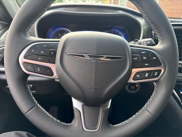 2026 Chrysler Pacifica Select AWD