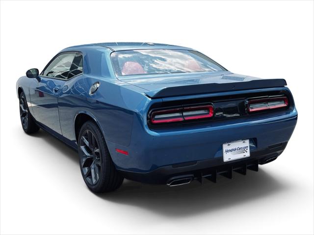 2022 Dodge Challenger SXT