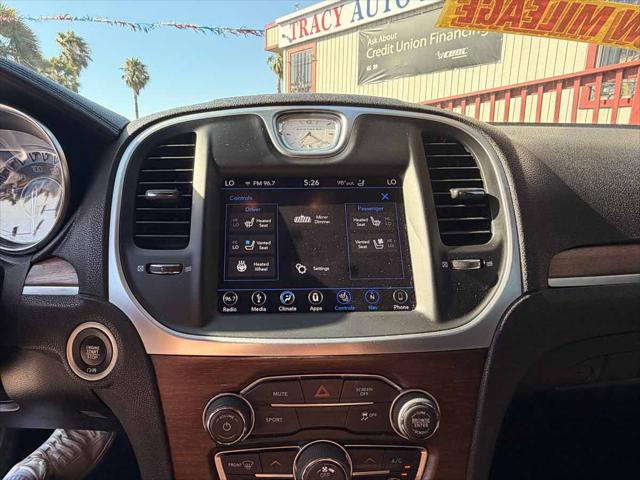 2019 Chrysler 300 300C