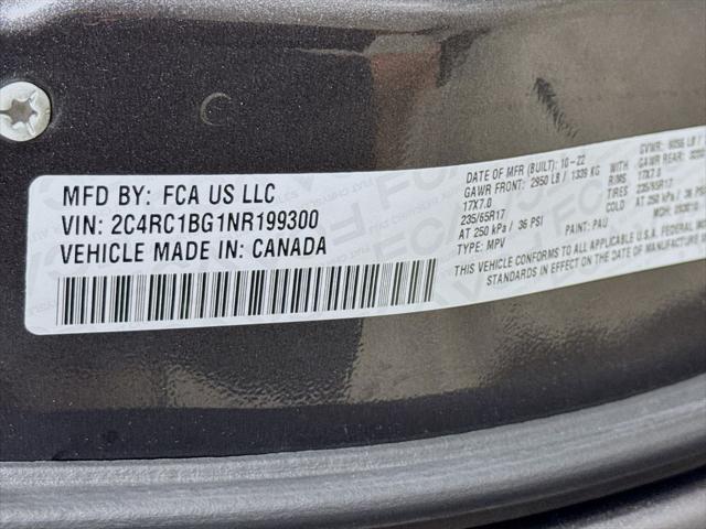 2022 Chrysler Pacifica Touring L