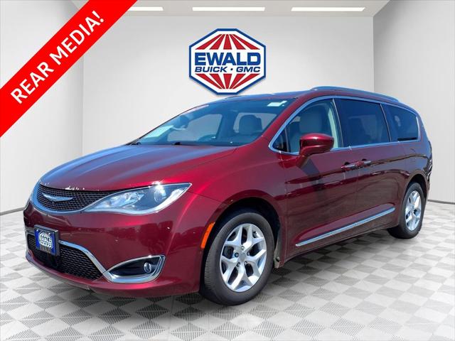 2017 Chrysler Pacifica Touring-L Plus for sale in Menomonee Falls, WI