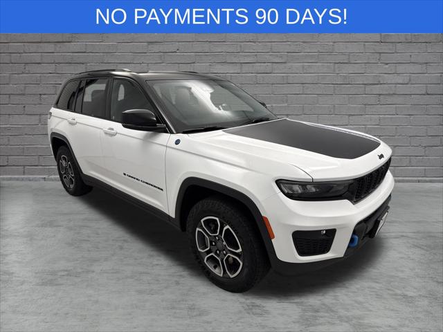 2023 Jeep Grand Cherokee Trailhawk for sale in Portage, WI