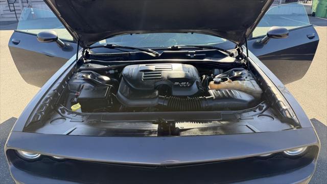 2016 Dodge Challenger SXT