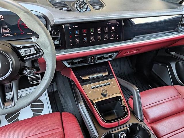 2024 Porsche Cayenne S