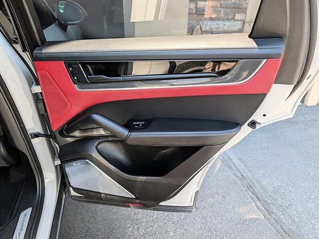 2024 Porsche Cayenne S