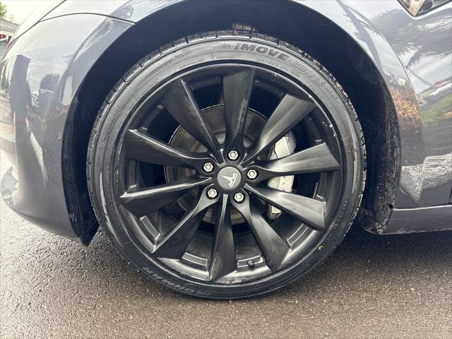 2020 Tesla Model 3 Standard Range Plus Rear-Wheel Drive
