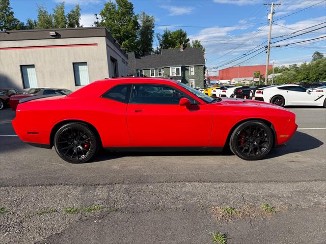 2009 Dodge Challenger SRT8