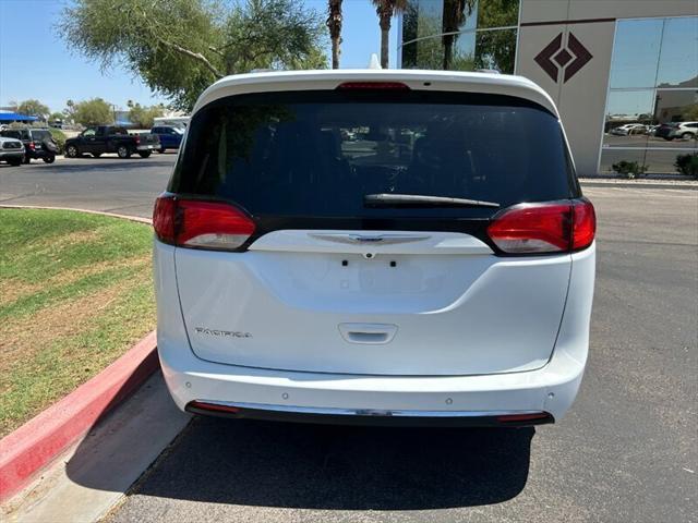 2020 Chrysler Pacifica Touring L