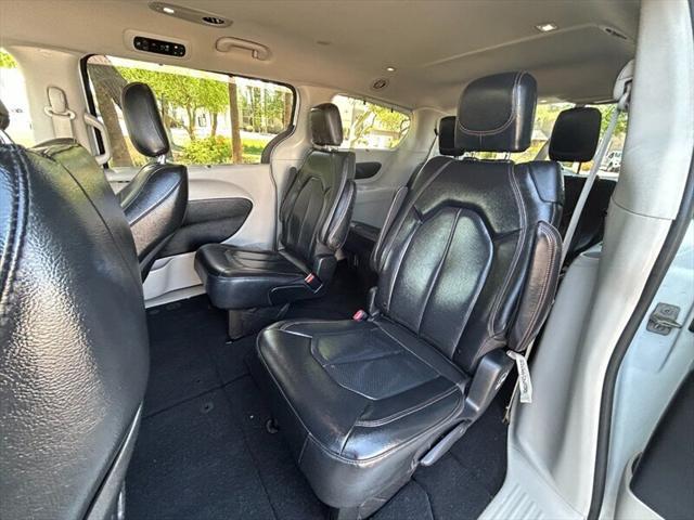 2020 Chrysler Pacifica Touring L