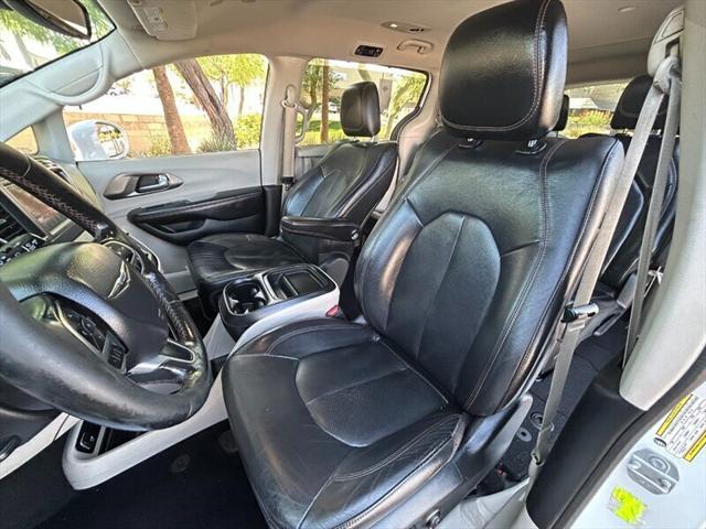 2020 Chrysler Pacifica Touring L