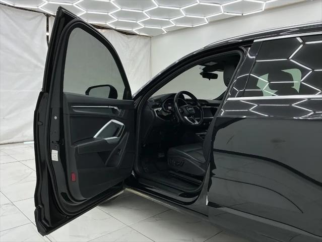 2020 Audi Q3 Premium 45 TFSI quattro Tiptronic
