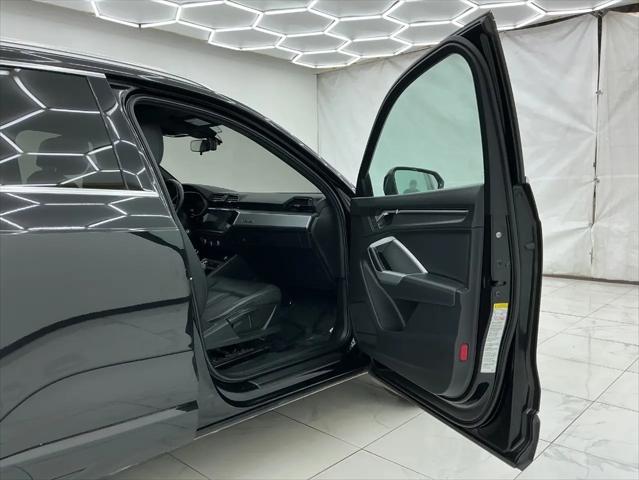 2020 Audi Q3 Premium 45 TFSI quattro Tiptronic